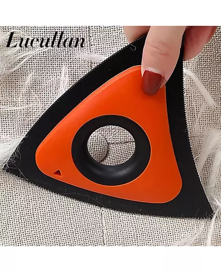 Lucullan Mini Pet Hair Remover Triangle For Home Fabric Car Interior Detailing Handheld Reusable Fur Lint